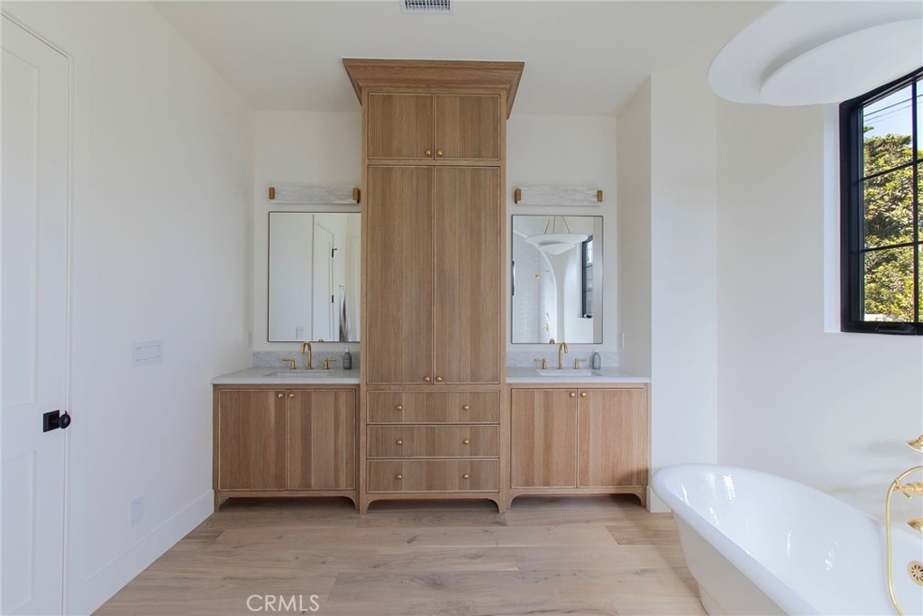 266 Cecil Place Costa Mesa, CA 92627 - Photo 18 of 26