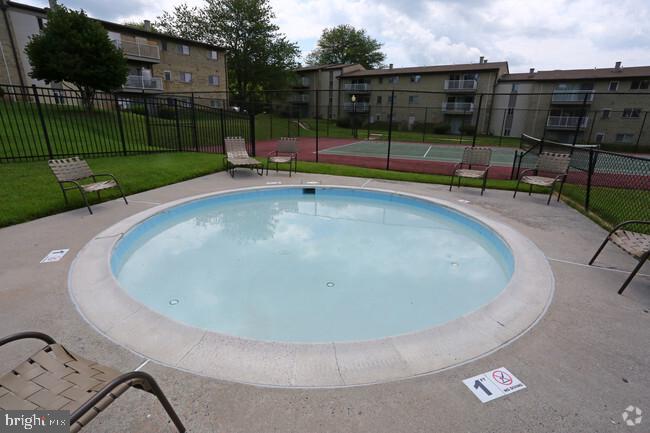 111 Idlewild Road, Unit 1B Bel Air, MD 21014 - Photo 7 of 13 a view of outdoor space and yard