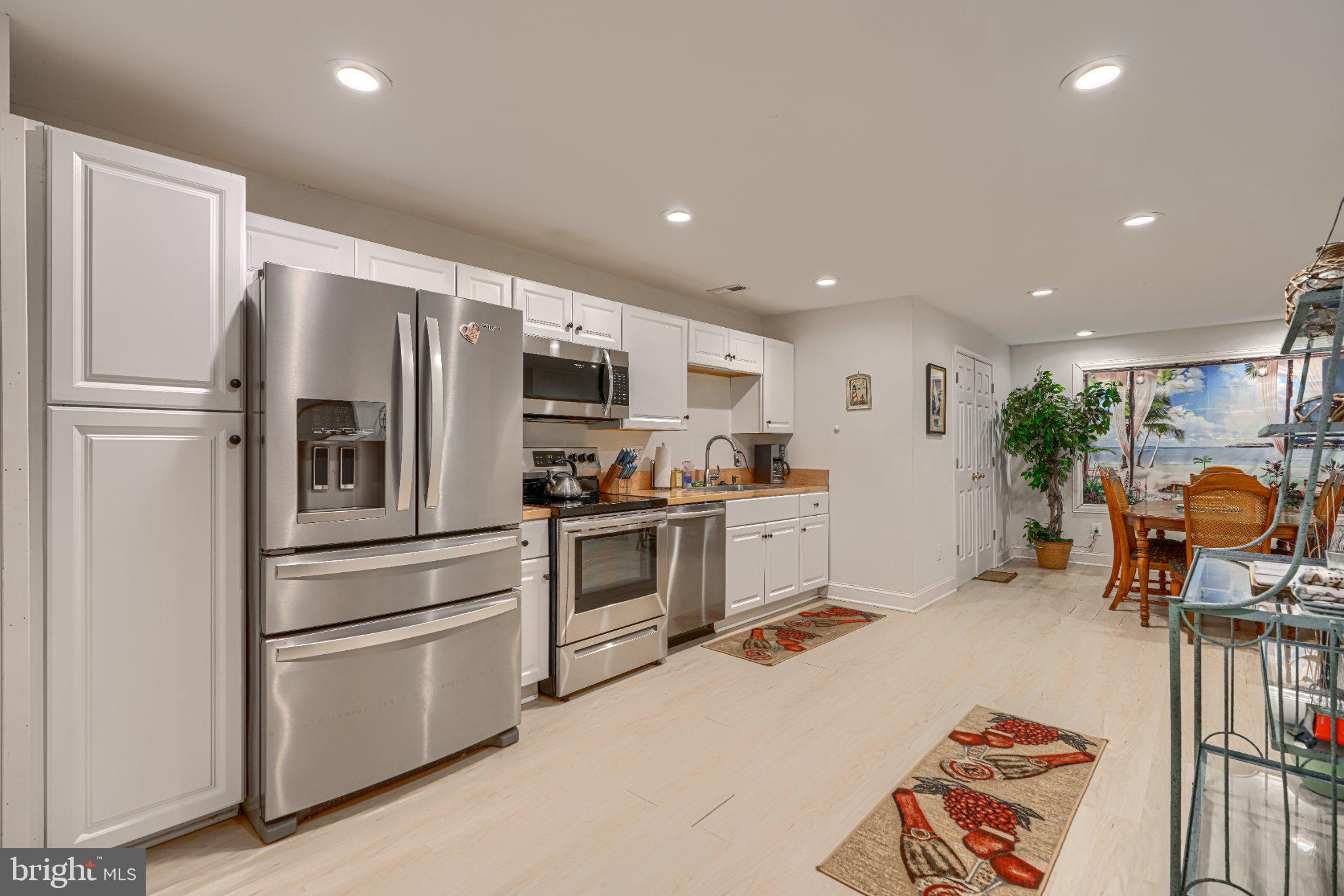 22909 Davis Mill Road Germantown, MD 20876 - Photo 30 of 54 Lower Level Kitchen (1 of 2)