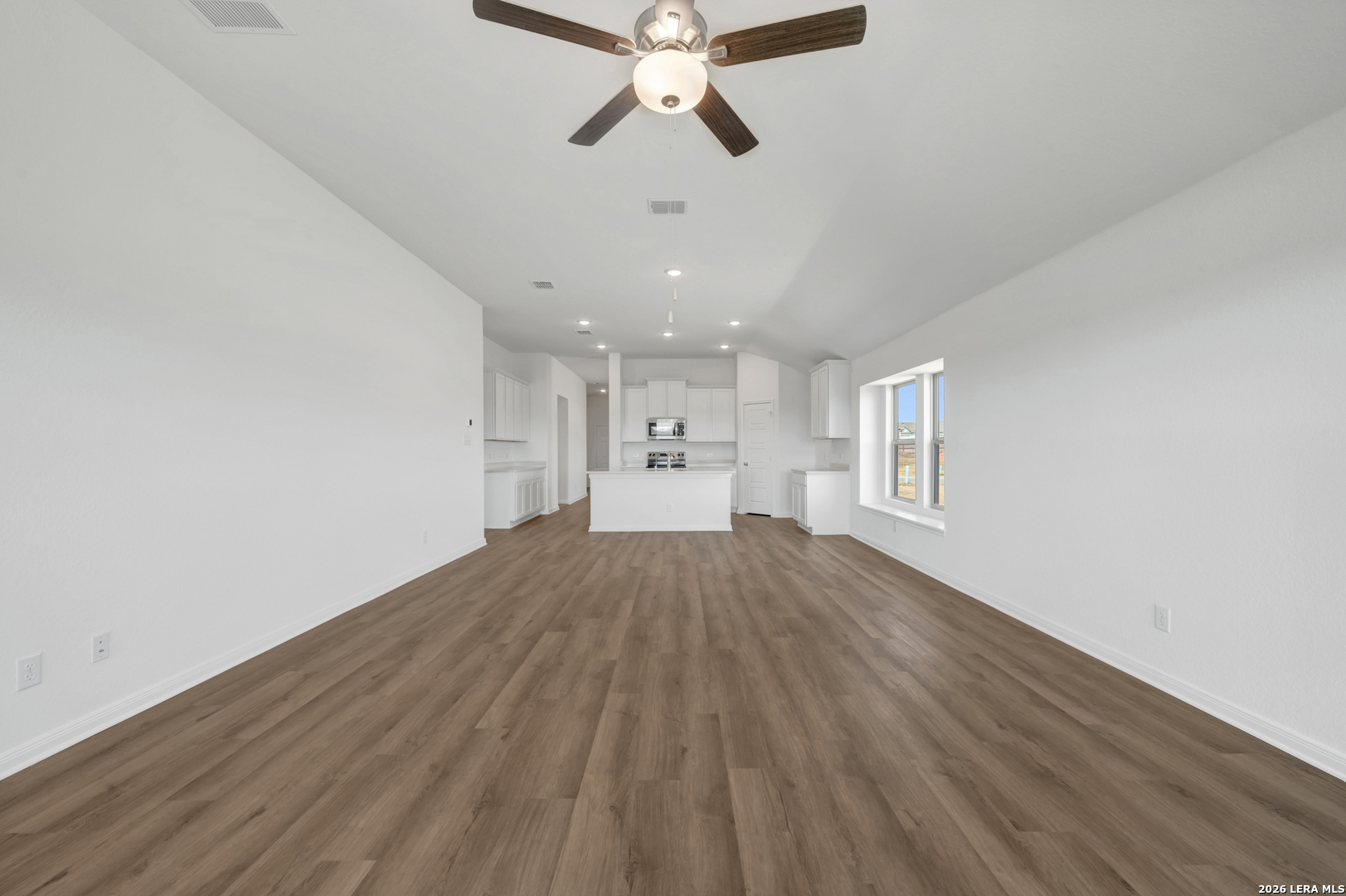 1177 Limestone Ridge Seguin, TX 78155 - Photo 15 of 52