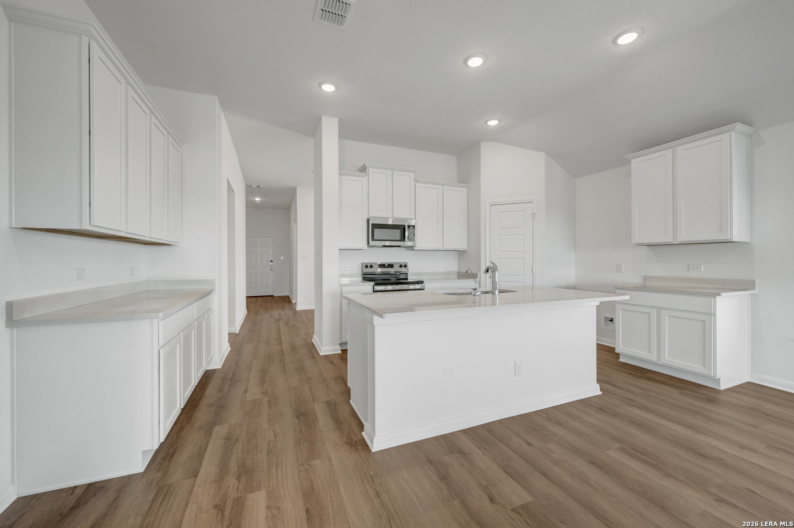 1177 Limestone Ridge Seguin, TX 78155 - Photo 3 of 52