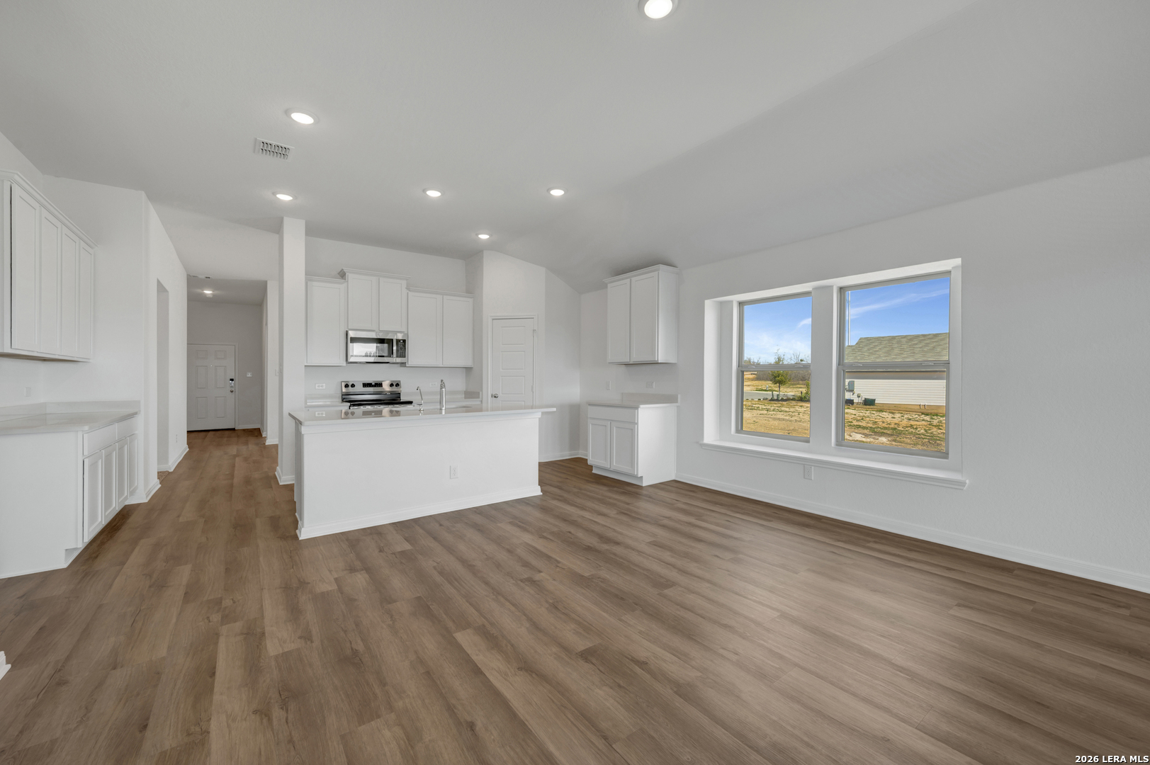 1177 Limestone Ridge Seguin, TX 78155 - Photo 8 of 52