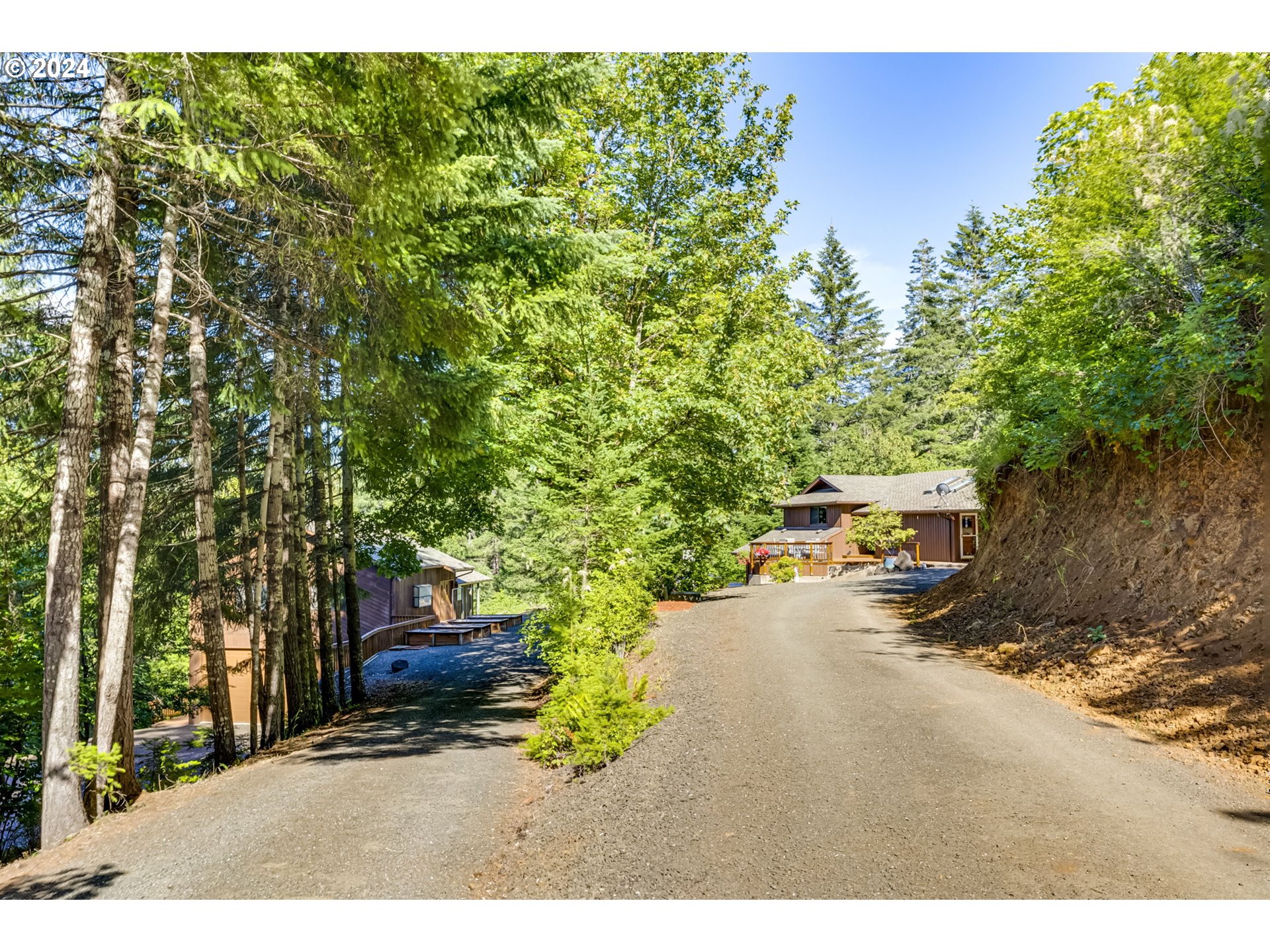 24200 Queen Anne Drive Philomath, OR 97370 - Photo 4 of 47