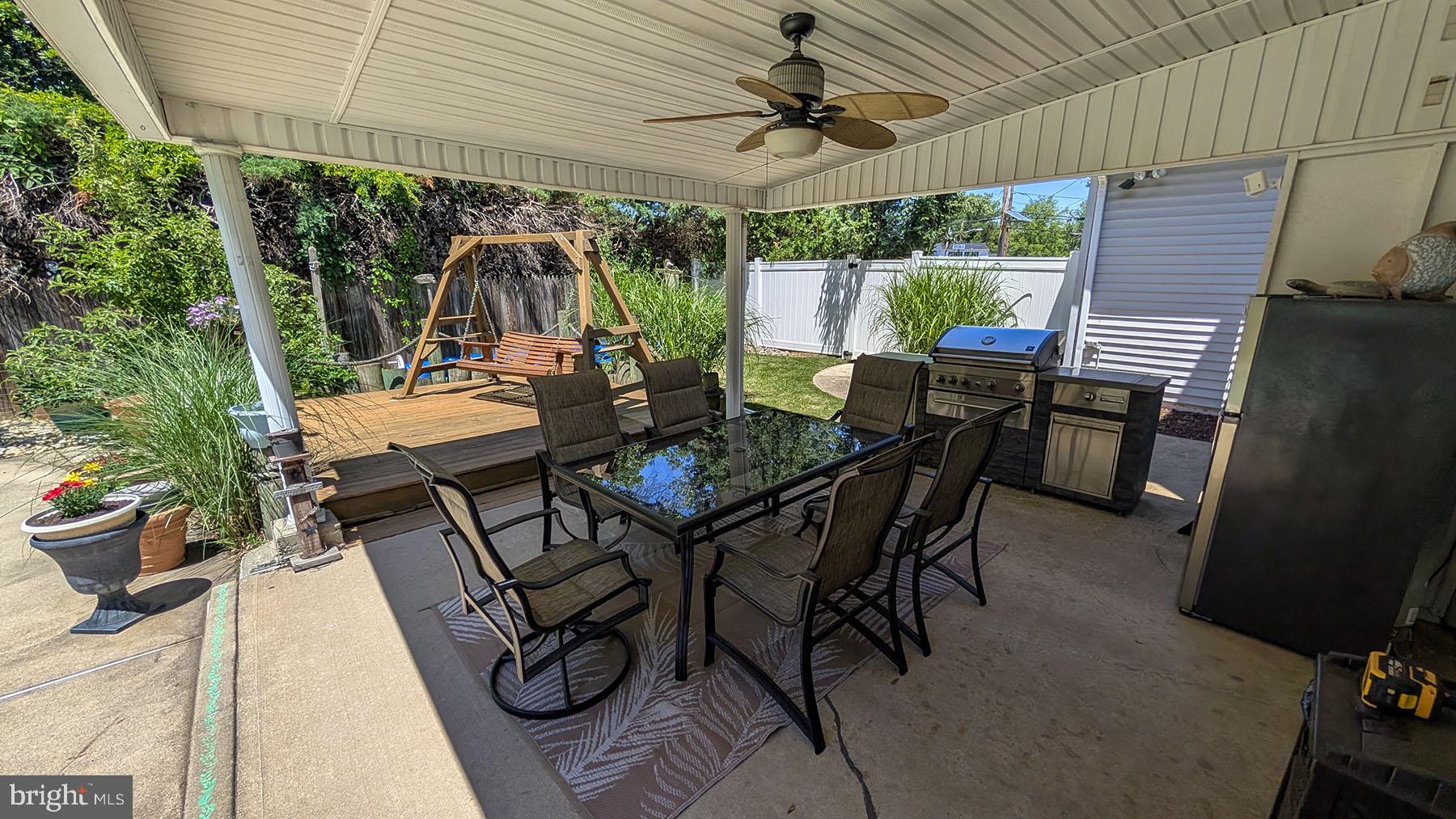 9 Wolfpack Road Hamilton, NJ 08619 - Photo 36 of 57 Inviting outdoor dining oasis.
