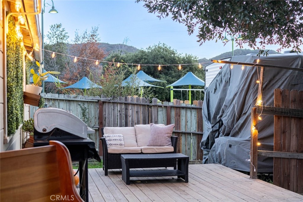 10434 Irma Avenue Tujunga, CA 91042 - Photo 17 of 29 a view of a chairs on the roof deck