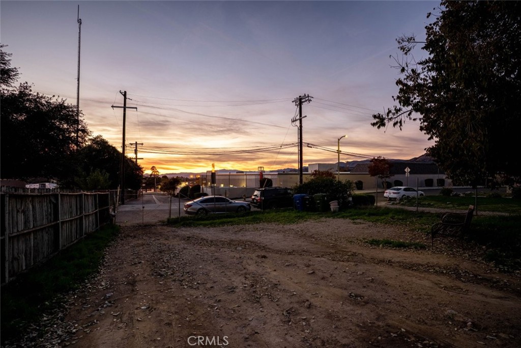 10434 Irma Avenue Tujunga, CA 91042 - Photo 19 of 29 a view of a yard with table and chairs