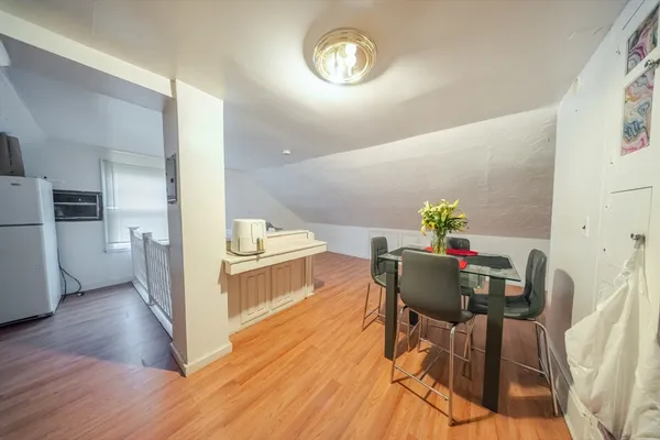 $380,000 | 570-572 Dickinson Street, Springfield, MA 01108