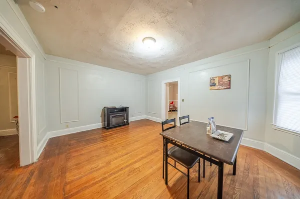 $380,000 | 570-572 Dickinson Street, Springfield, MA 01108