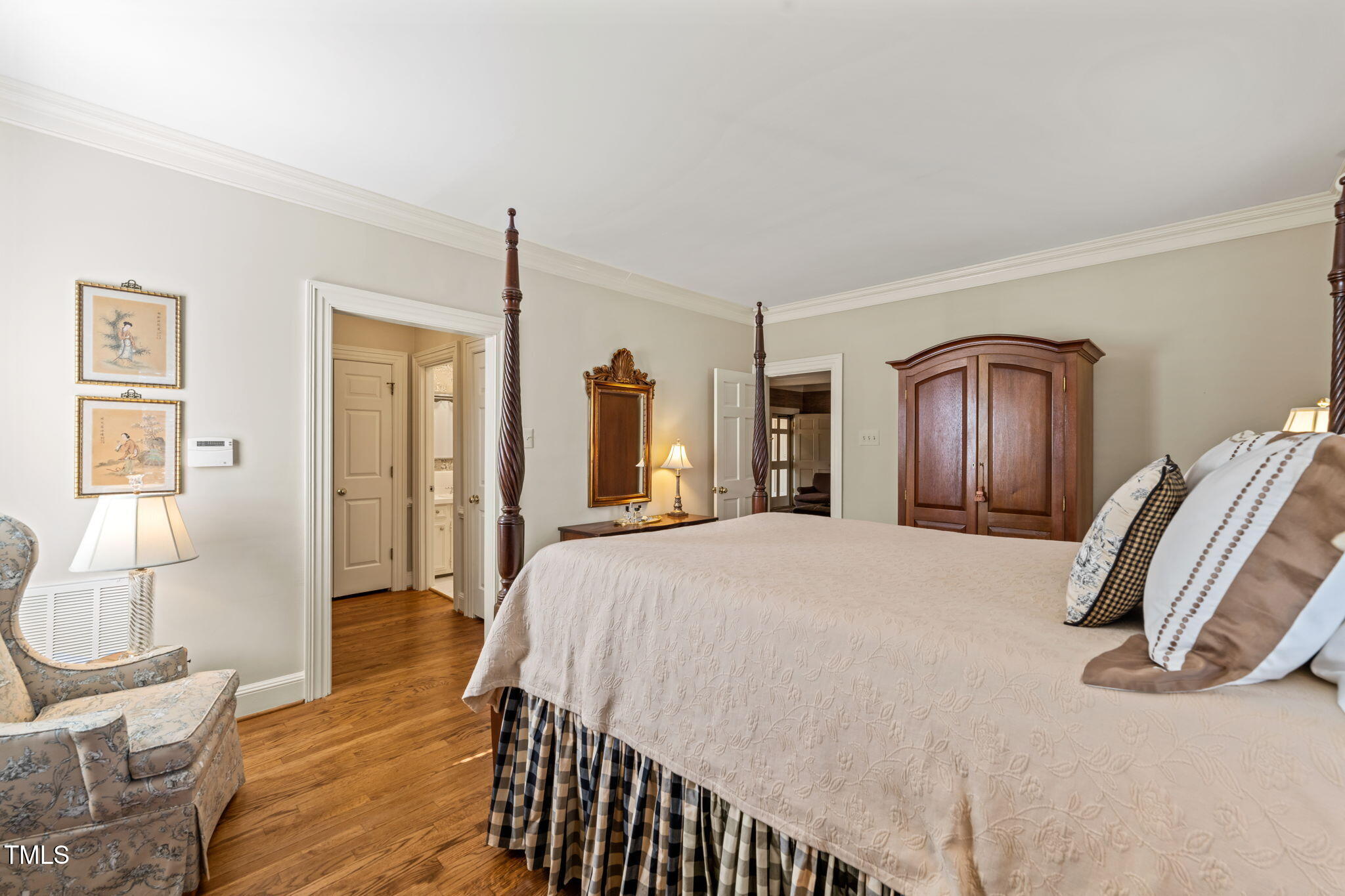 3916 Dover Road Durham, NC 27707 - Photo 21 of 60 26-web-or-mls-DSC03529