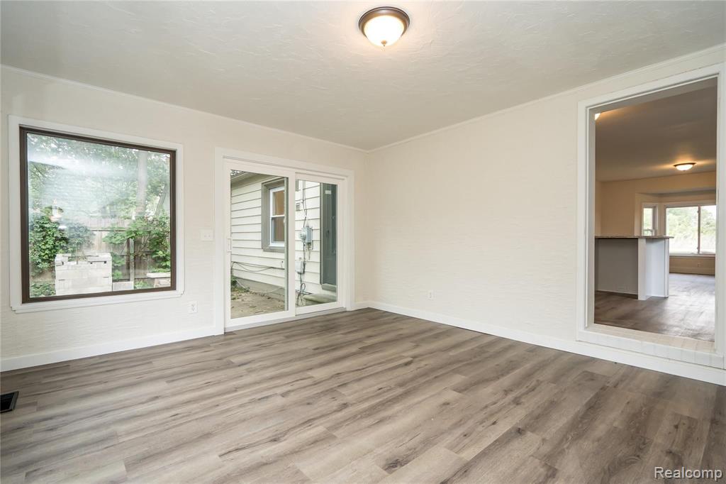 680 East Auburn Road Rochester Hills, MI 48307 - Photo 28 of 50
