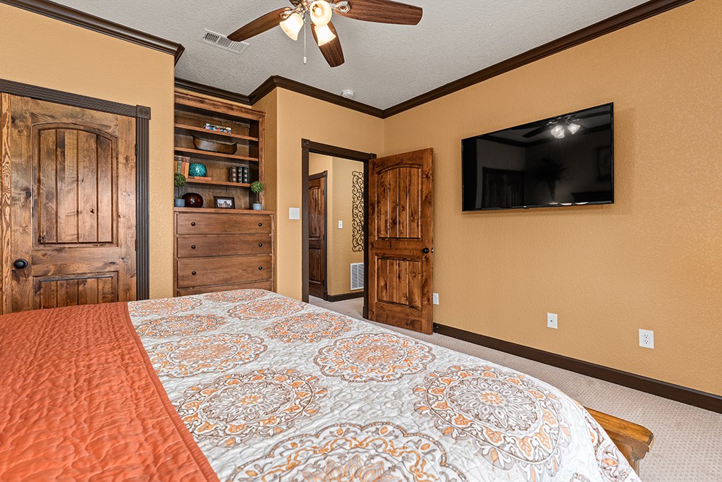 646 Victor Eckhardt Road Fredericksburg, TX 78624 - Photo 37 of 60