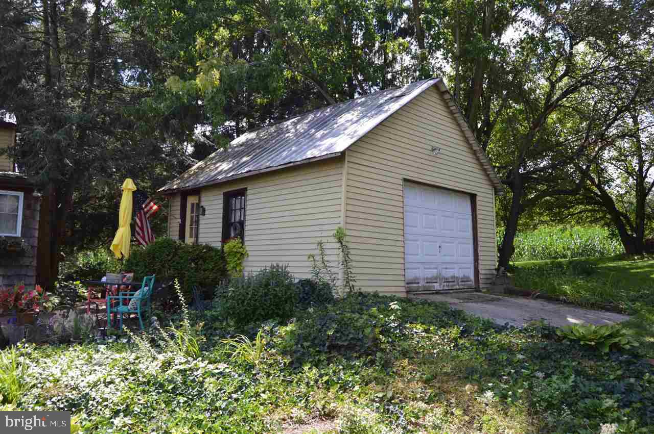 540 Good Intent Road Gettysburg, PA 17325 - Photo 4 of 24