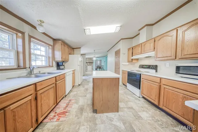 $179,900 | 19405 US Highway 63, Rolla, MO 65401