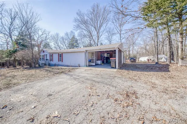 $179,900 | 19405 US Highway 63, Rolla, MO 65401