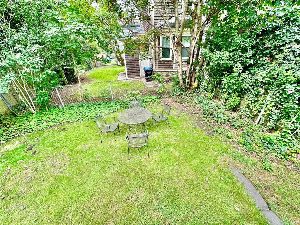 327 Spring Street, Unit 2 Newport, RI 02840 - Photo 13 of 13