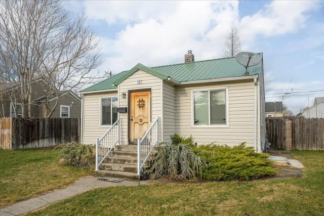 $298,000 | 517 East Courtland Avenue, Spokane, WA 99207