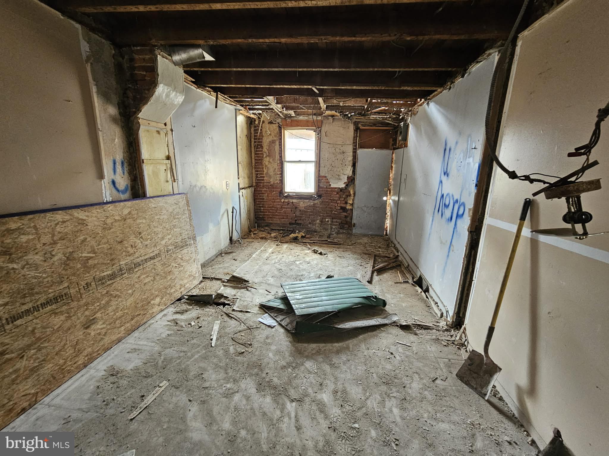 1158 Nanticoke Street Baltimore, MD 21230 - Photo 3 of 8