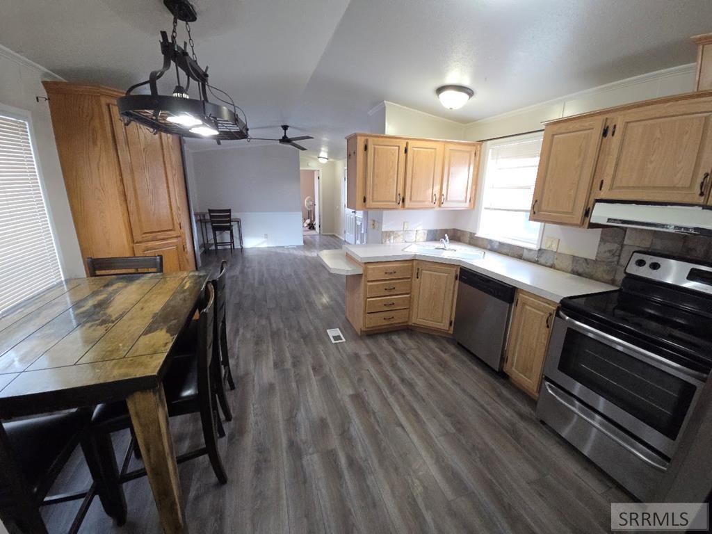 4986-2 South 2000 West Rexburg, ID 83440 - Photo 14 of 28 SUNNY WITH LOTS OF COUNTER SPACE!