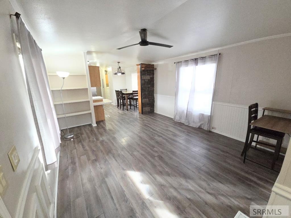 4986-2 South 2000 West Rexburg, ID 83440 - Photo 9 of 28 LARGE LIVING ROOM!