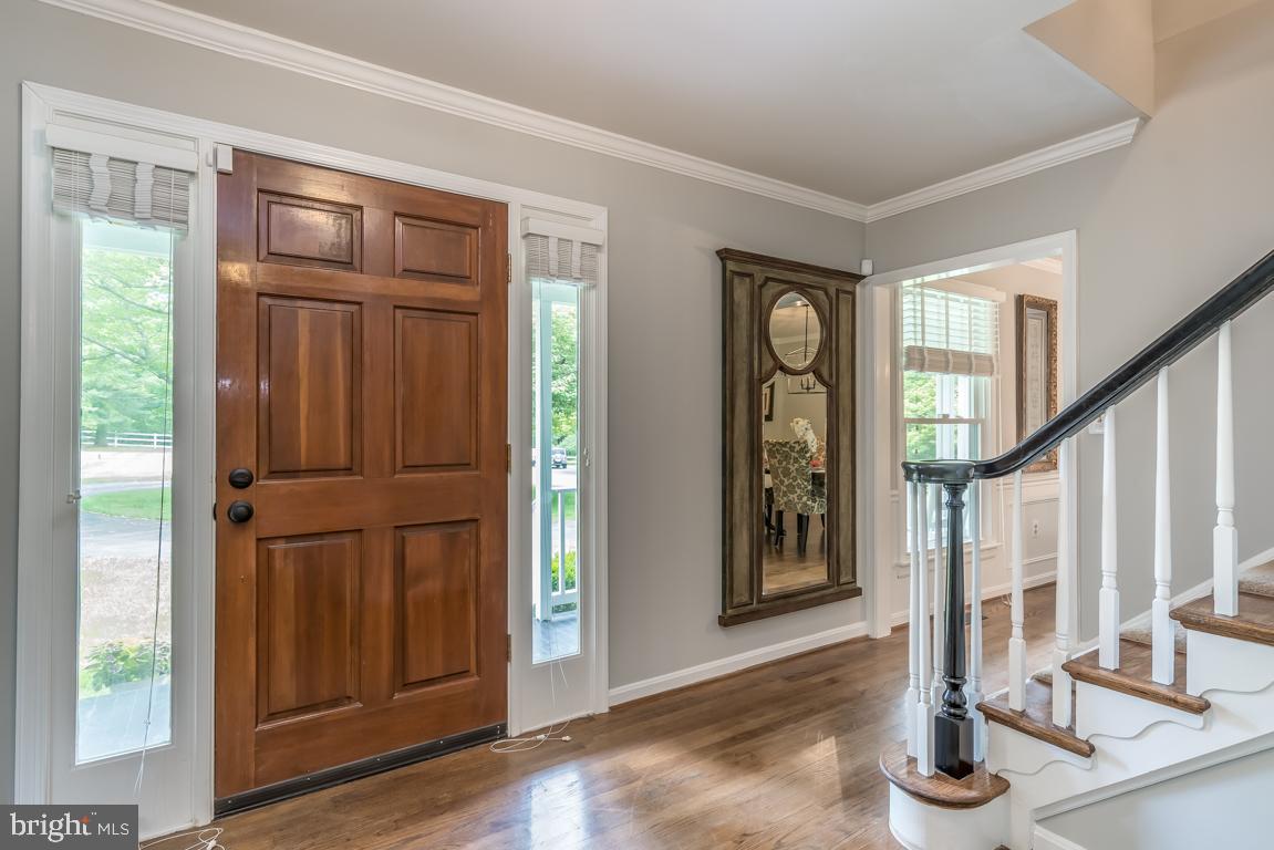 13441 Query Mill Road North Potomac, MD 20878 - Photo 4 of 77 Foyer