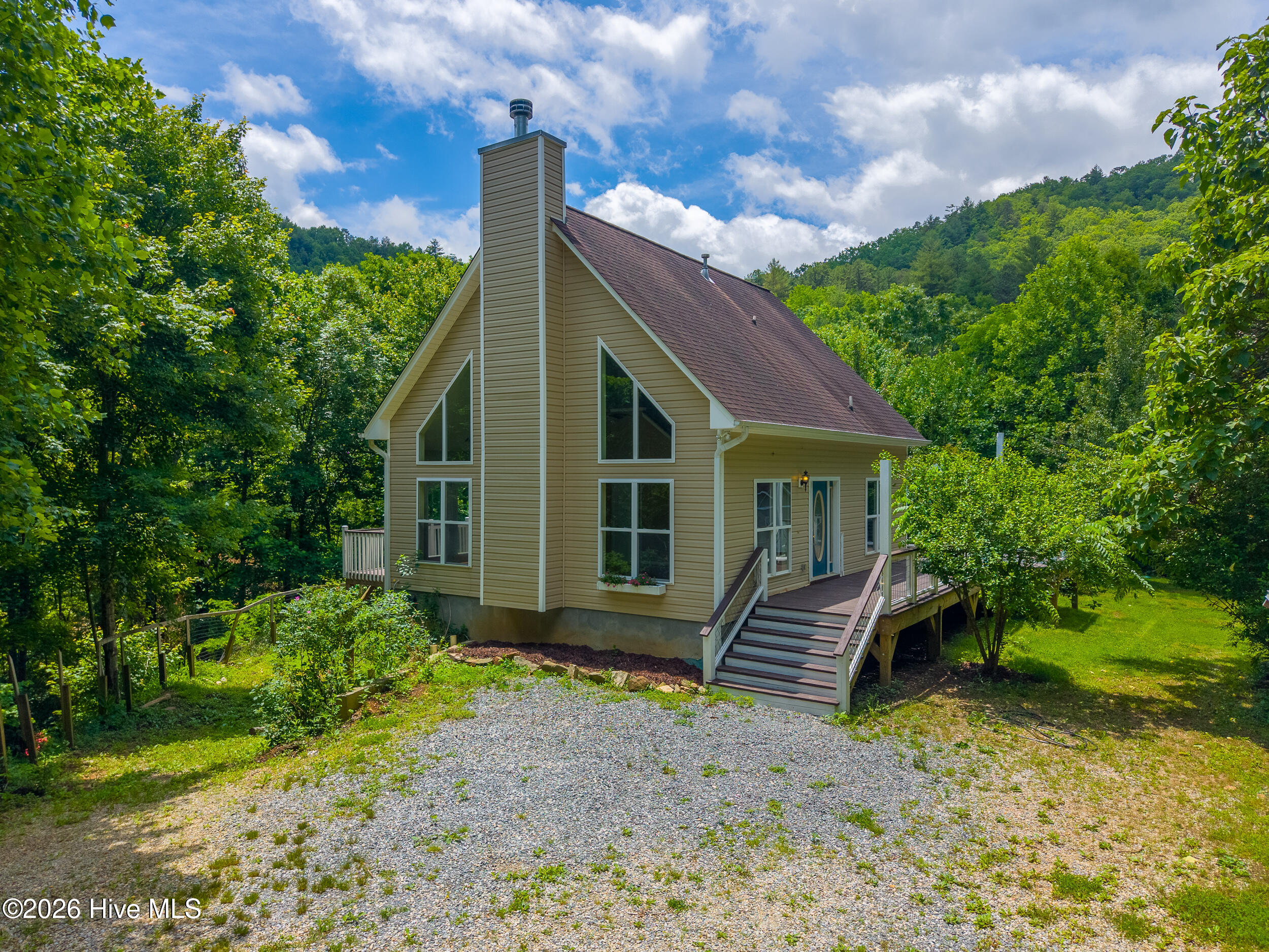 1044 Shell Stand Road Almond, NC 28702 - Photo 7 of 74