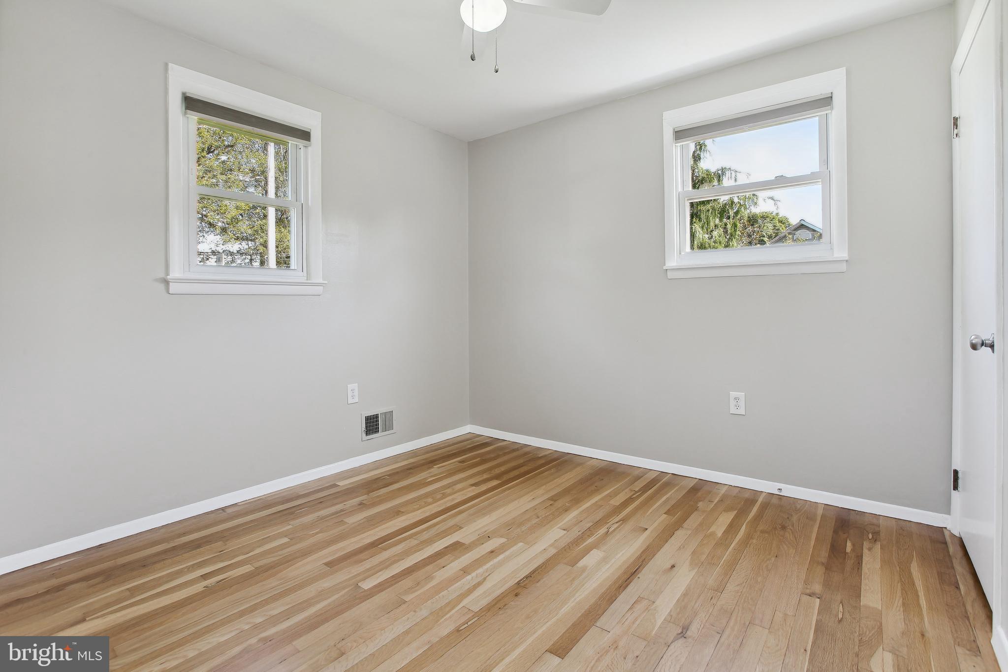 10711 Scaggsville Road Laurel, MD 20723 - Photo 18 of 34 Lots of natural light