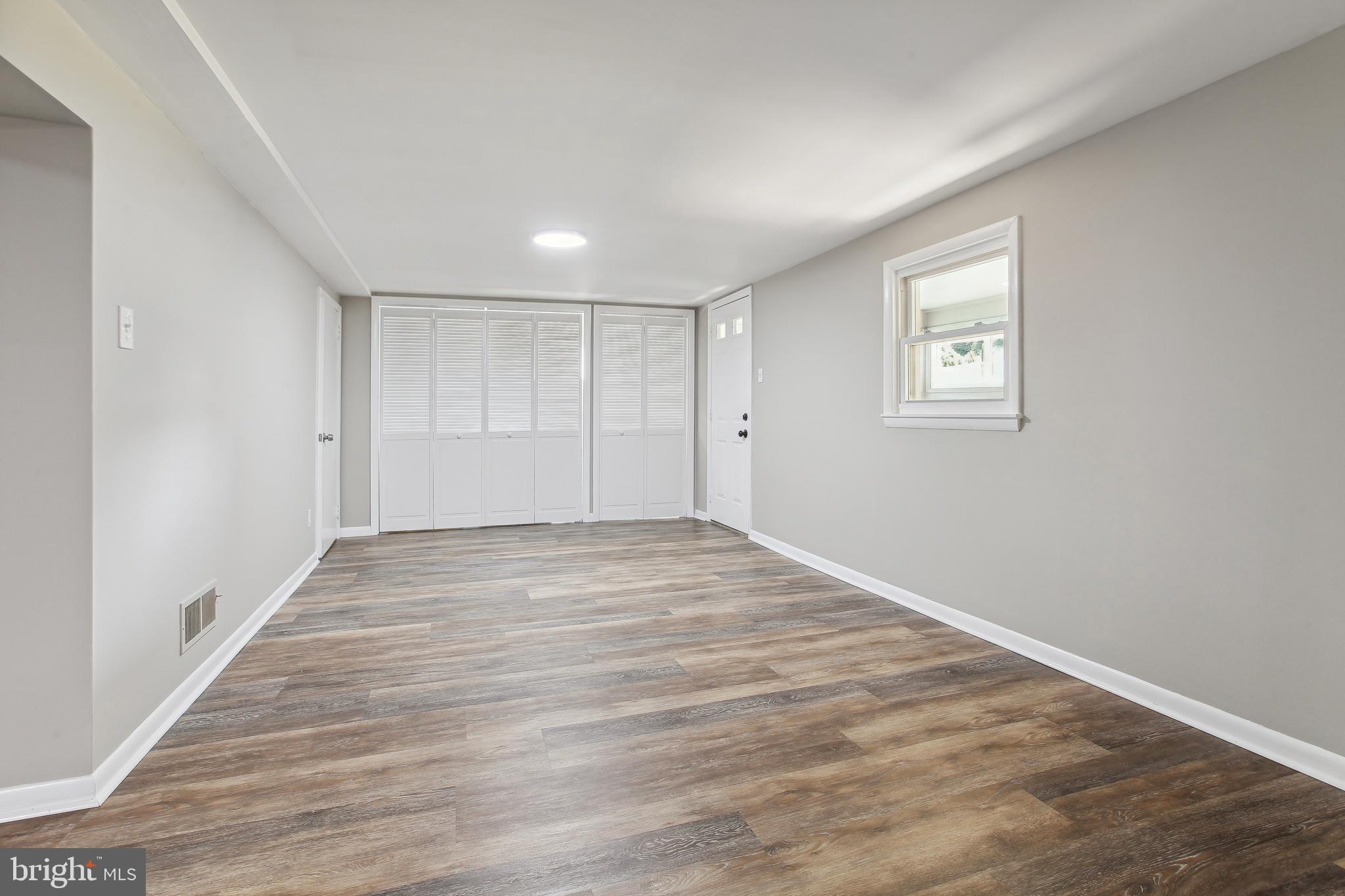 10711 Scaggsville Road Laurel, MD 20723 - Photo 22 of 34 Additional space for relaxing or entertaining