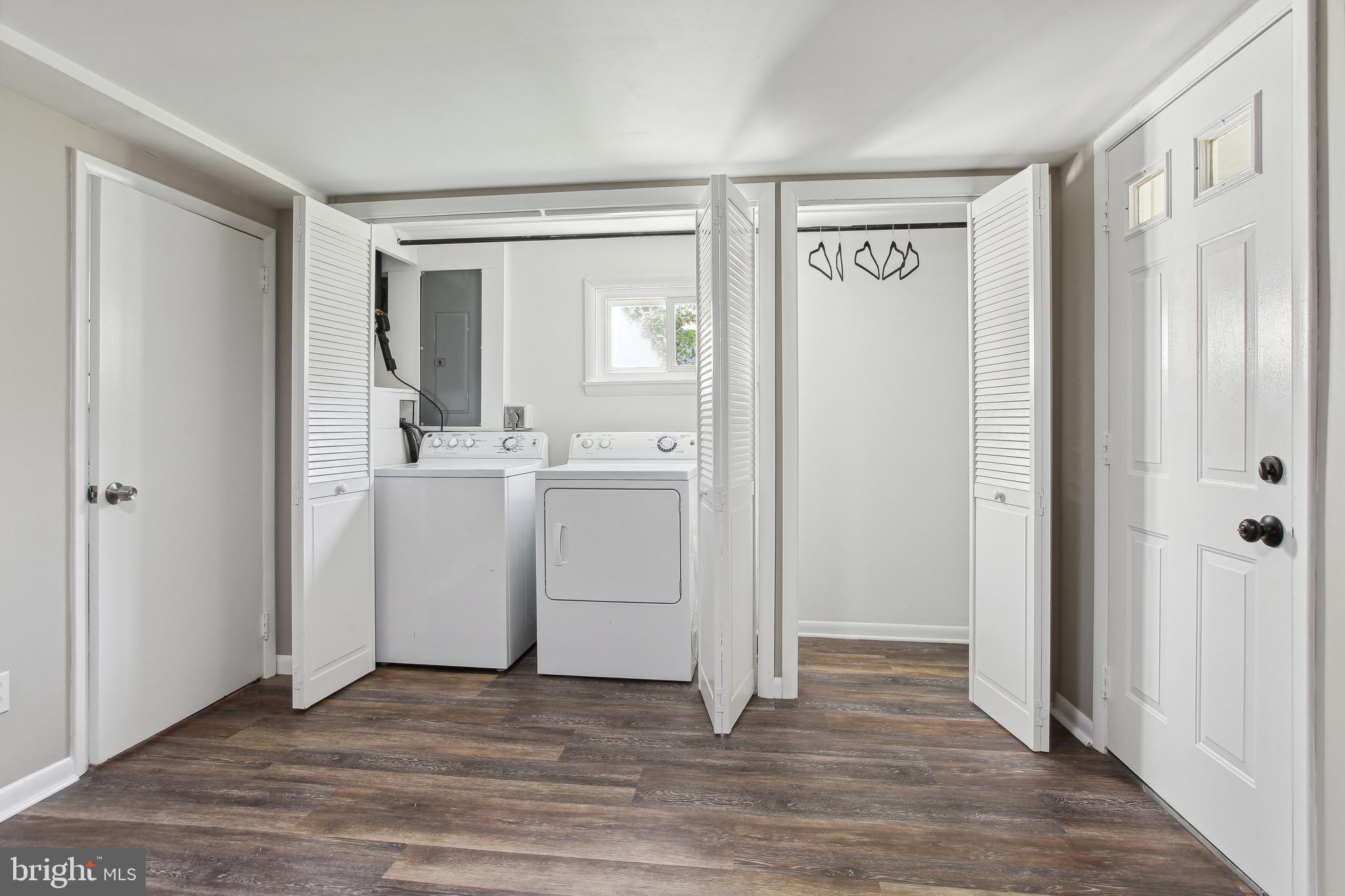 10711 Scaggsville Road Laurel, MD 20723 - Photo 24 of 34 Newly renovated laundry area
