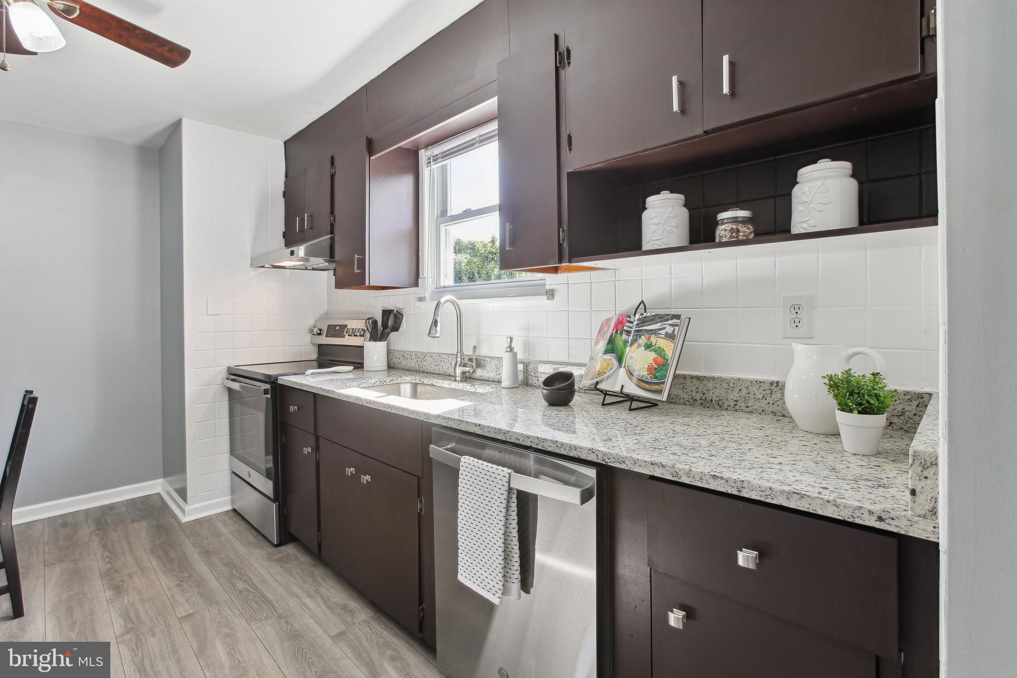 10711 Scaggsville Road Laurel, MD 20723 - Photo 9 of 34 New granite countertops