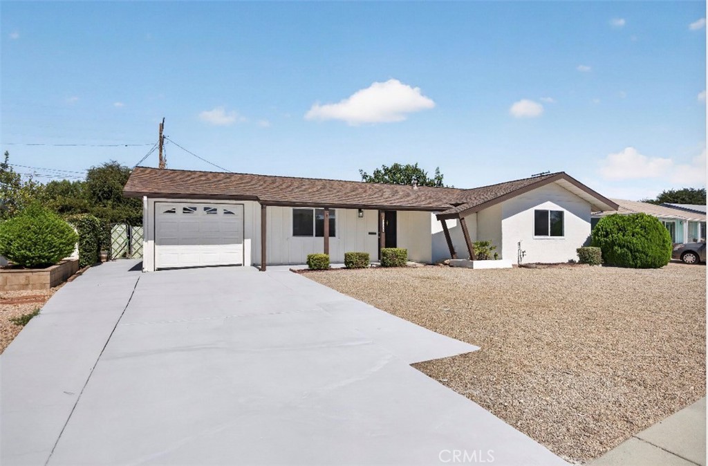 28839 Carmel Road Menifee, CA 92586 - Photo 2 of 31