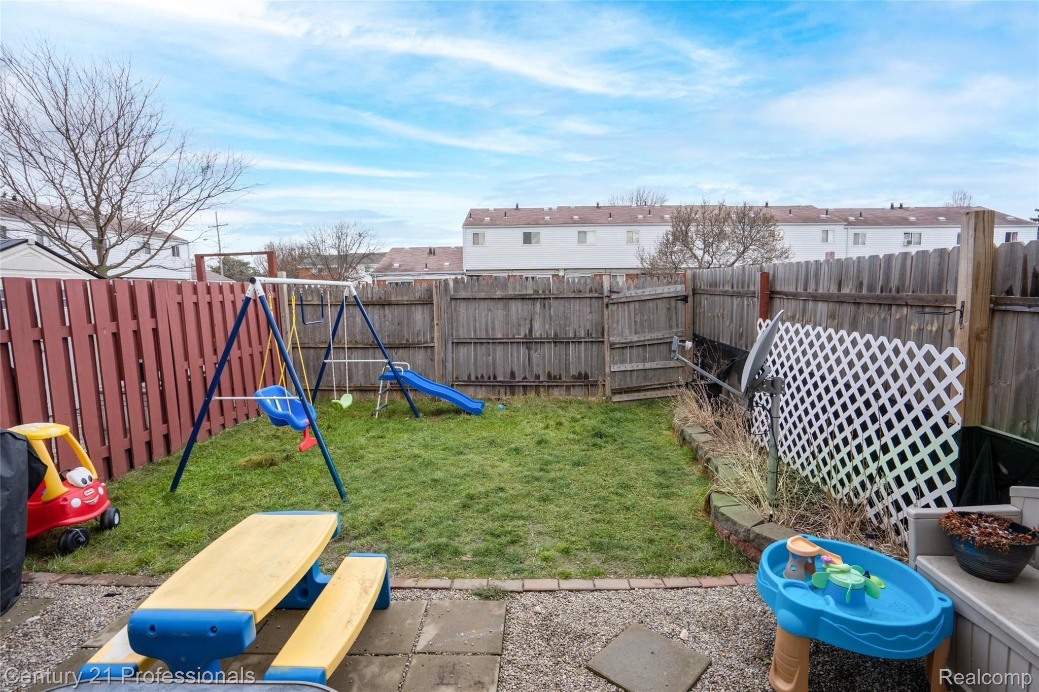 20375 15 Mile Road Clinton Township, MI 48035 - Photo 16 of 20 back yard court view.jpg