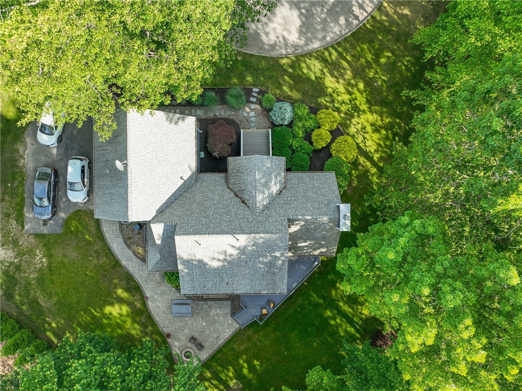 99 Basil Crossing Cranston, RI 02921 - Photo 4 of 35 Gallery Image 4