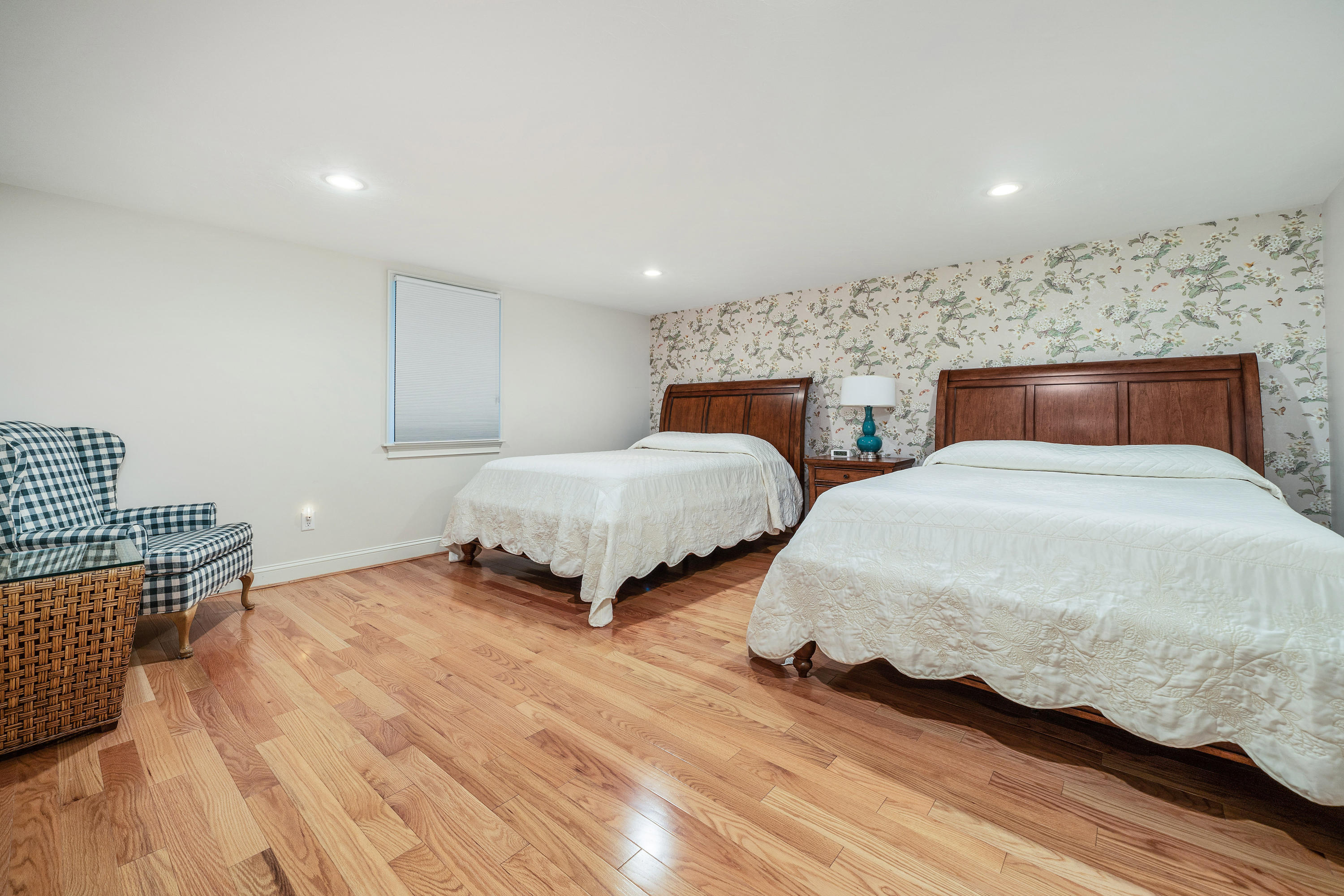 87 Seapuit Road Osterville, MA 02655 - Photo 25 of 39 a bedroom with two beds and wooden floor