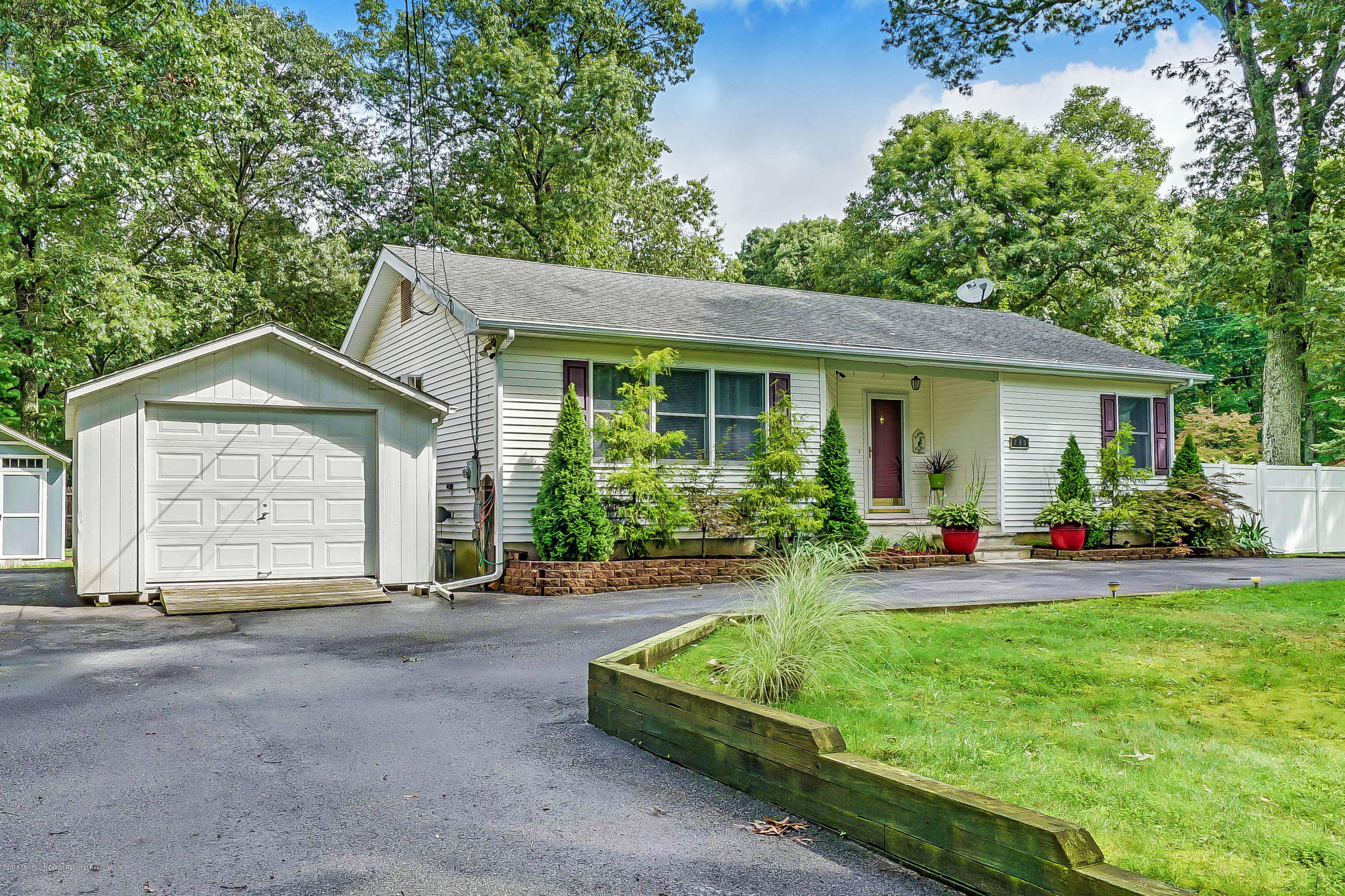 235 Riverside Drive Bayville, NJ 08721 - Photo 10 of 48 dsc06309-dsc06313b