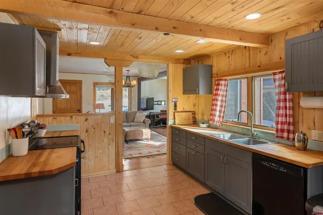 $899,000 | 212 Granite Avenue, Ophir, CO 81426