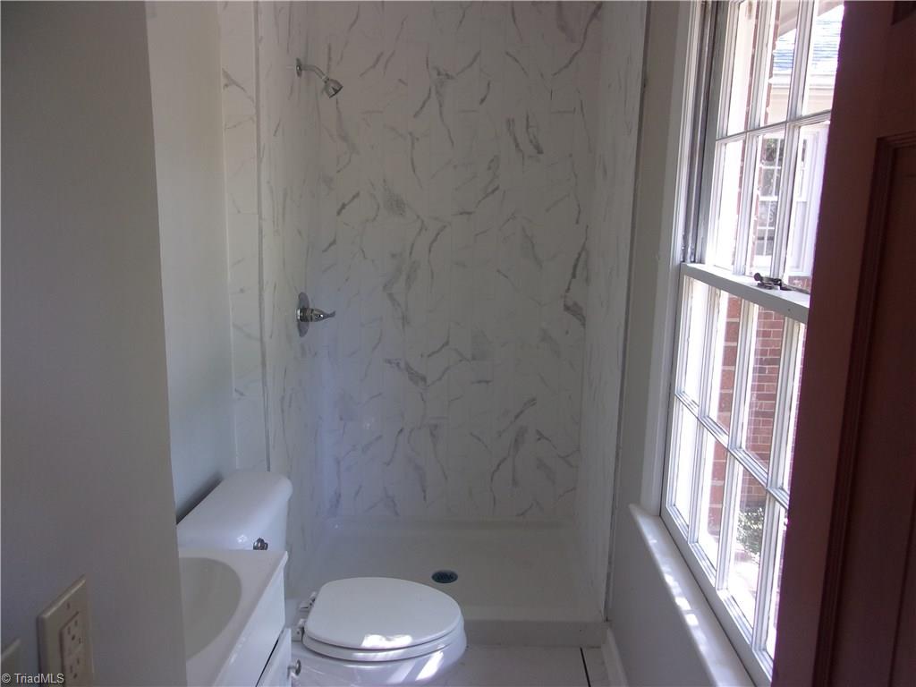 217 Rockspring Road High Point, NC 27262 - Photo 22 of 41 Gallery Image 22