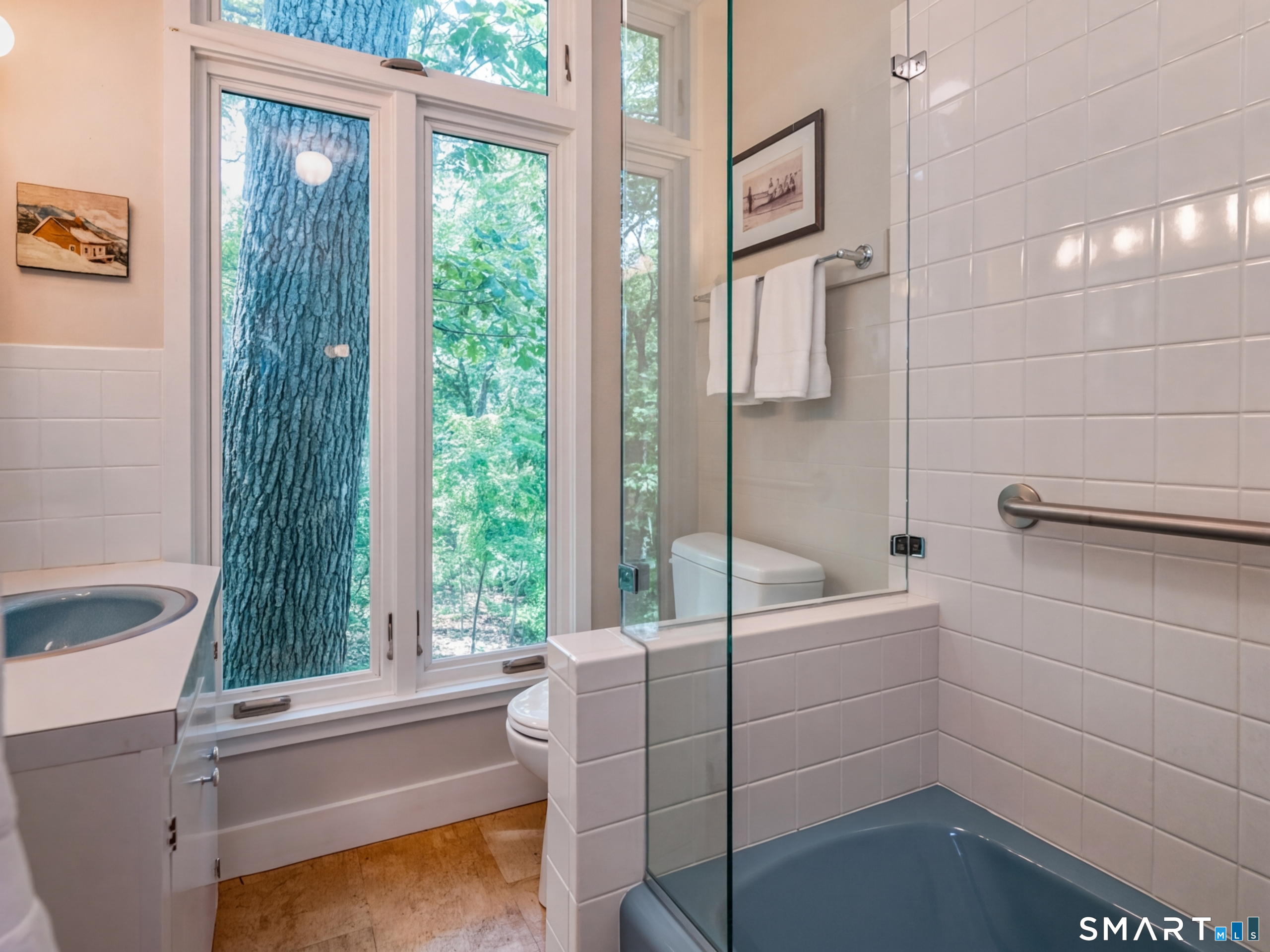 41 Watrous Point Road Old Saybrook, CT 06475 - Photo 40 of 40 a bathroom with a bathtub and a sink