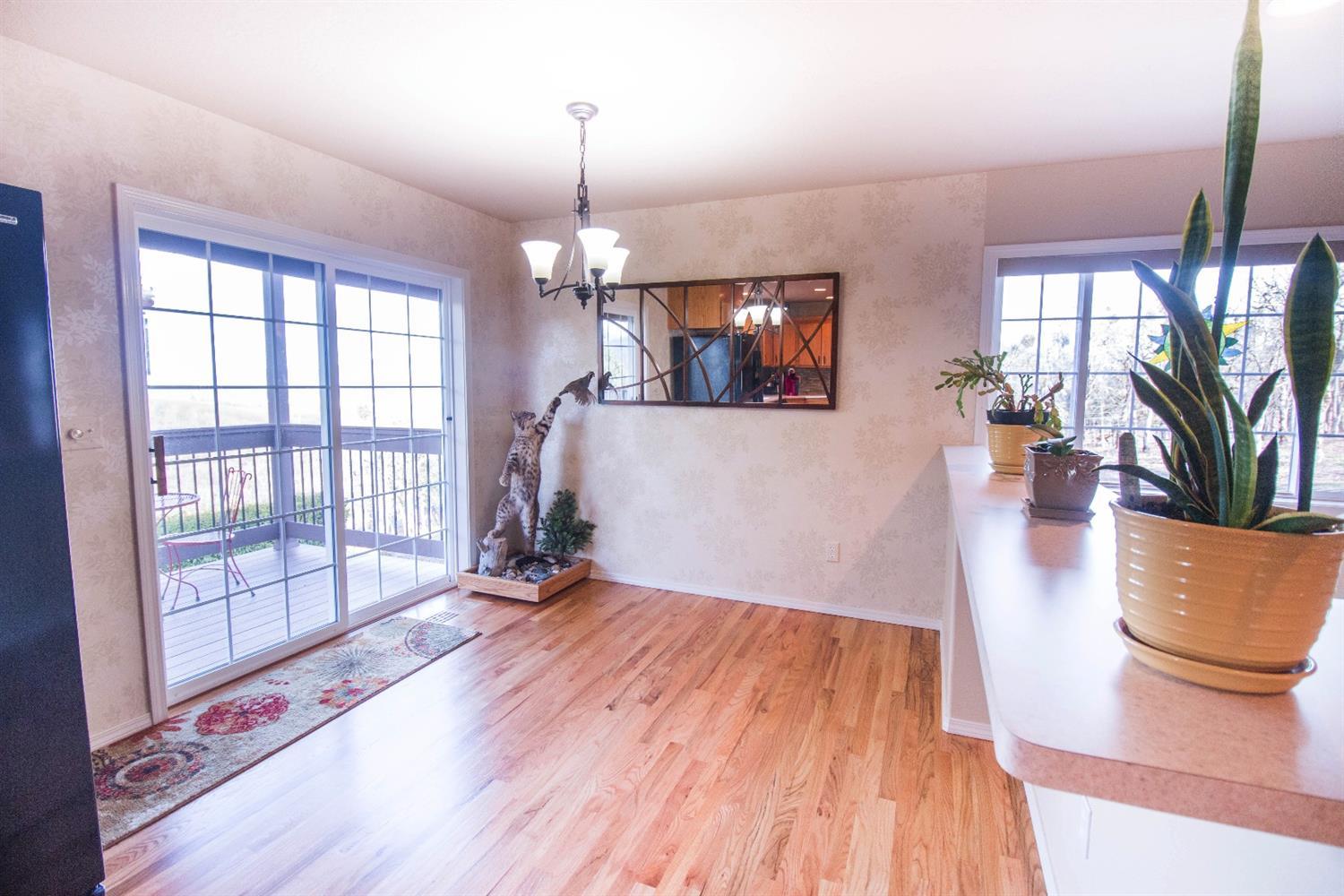 2101 Carpenter Hill Road Medford, OR 97501 - Photo 12 of 25 Additional Photo