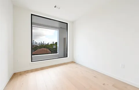 $699,000 | 2209 South 1st Street, Unit 309, Austin, TX 78704