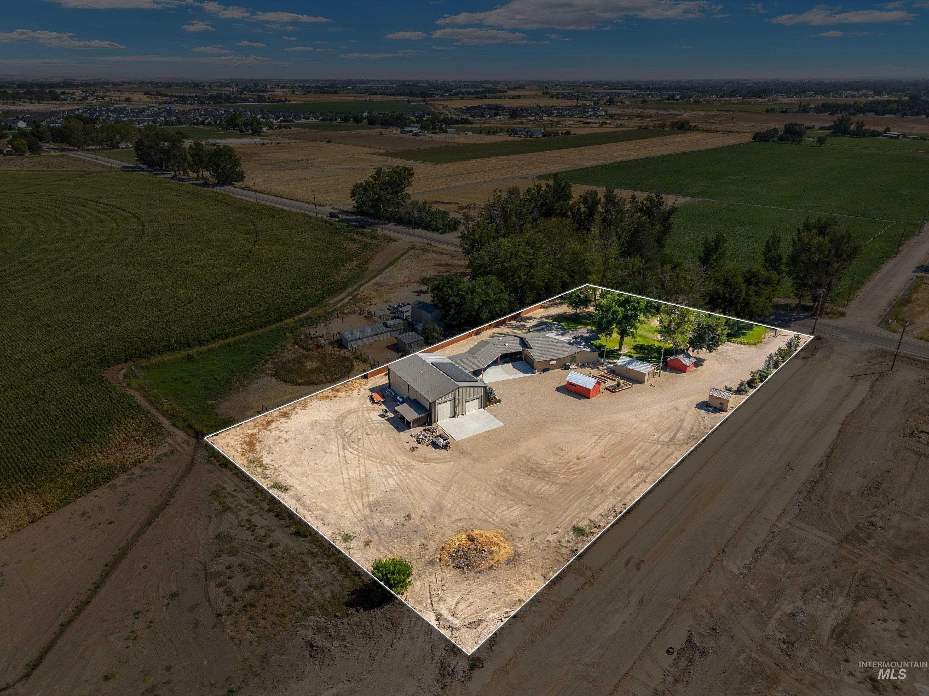 2370 West Lake Hazel Road Meridian, ID 83642 - Photo 1 of 49 Gallery Image 1