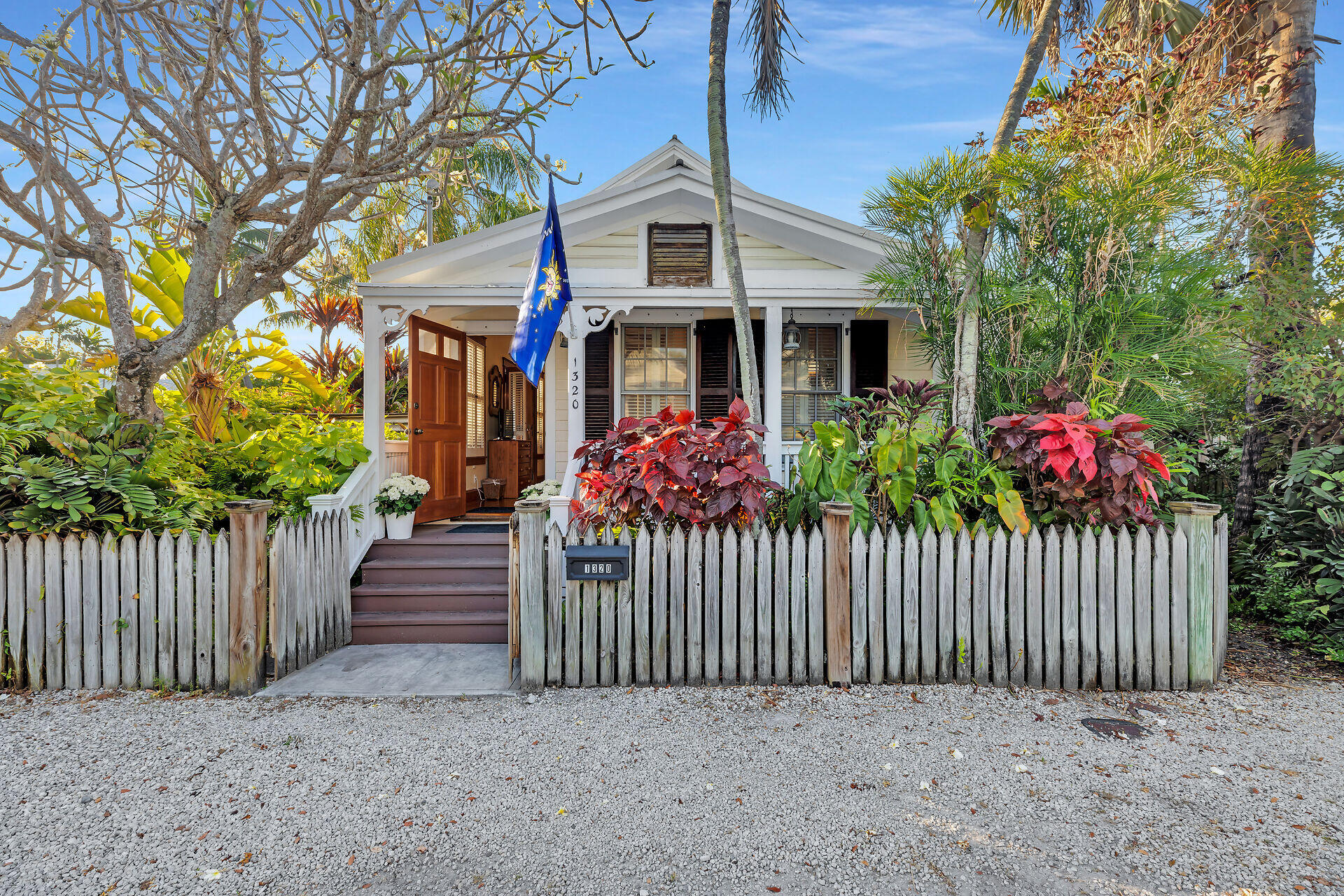 1320 Eliza Street Key West, FL 33040 - Photo 2 of 49 virtual-tour-355381-mls-high-res-image-3