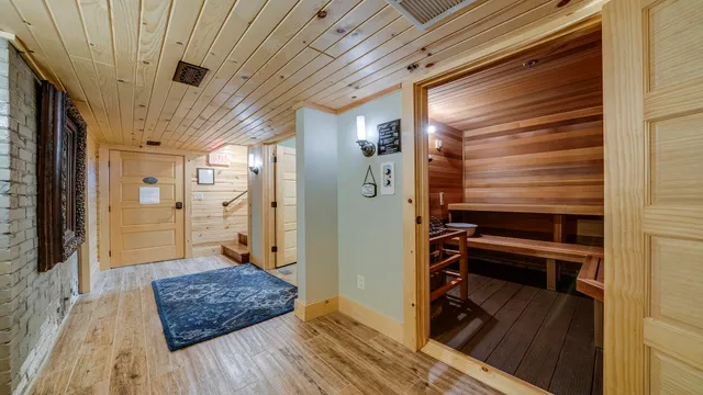 $1,500,000 | 409 North State Street, Franklin Grove, IL 61031