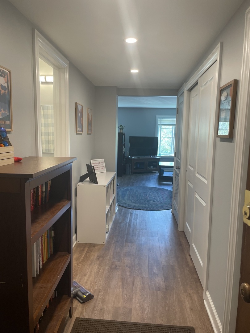 1455 Shermer Road, Unit 206C Northbrook, IL 60062 - Photo 2 of 8