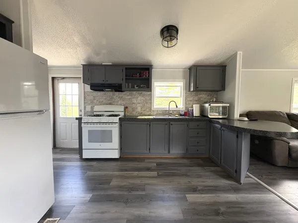 $77,000 | 180 Mill Street, Unit 7, Barre Town, VT 05649
