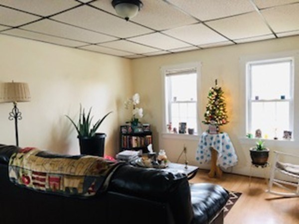 486 Pearse Road Swansea, MA 02777 - Photo 18 of 31 Gallery Image 18