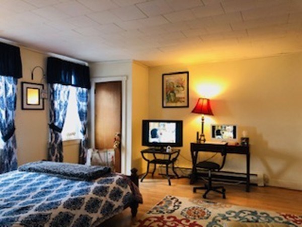 486 Pearse Road Swansea, MA 02777 - Photo 26 of 31 Gallery Image 26