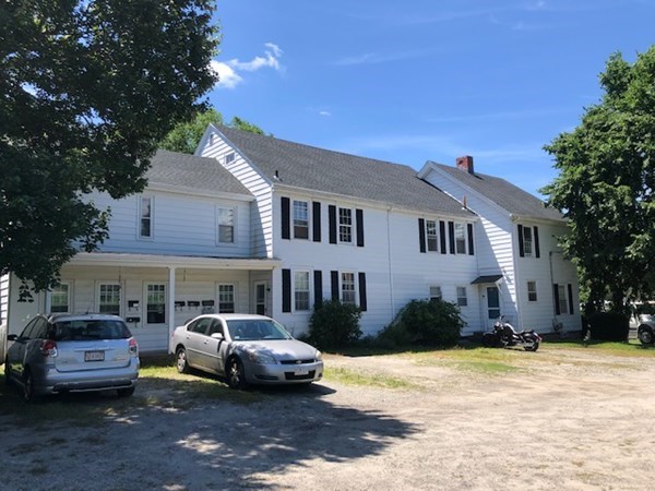 486 Pearse Road Swansea, MA 02777 - Photo 3 of 31 Gallery Image 3