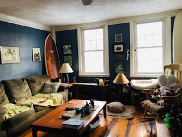 486 Pearse Road Swansea, MA 02777 - Photo 7 of 31 Gallery Image 7