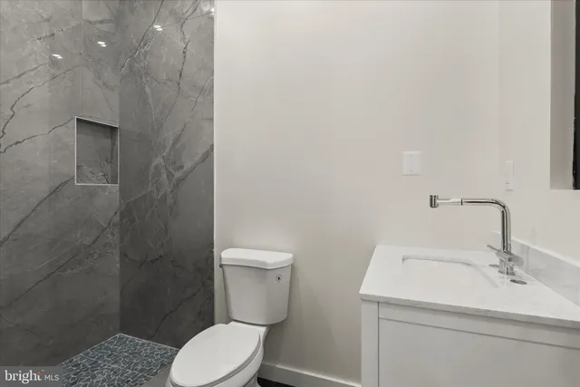 a view of livingroom with furniture and window