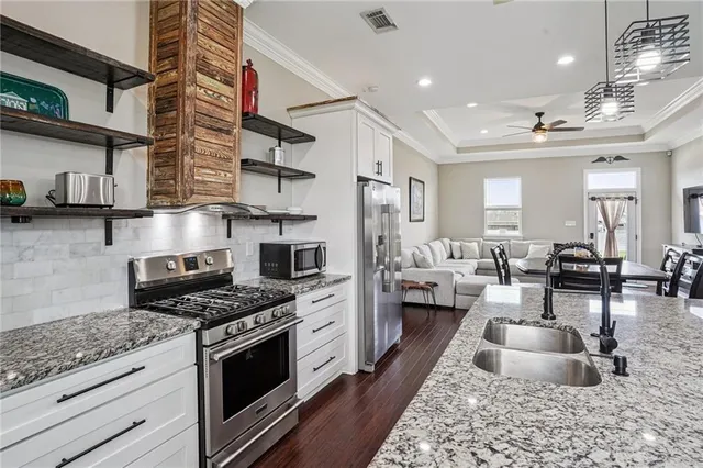 $2,500 | 3717 Lena Drive, Chalmette, LA 70043